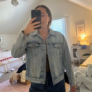 LEVIS NWOT JEAN JACKET